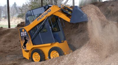 Mustang 2012 Skid-Steer