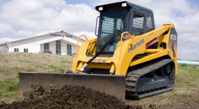 Mustang 1750 RT Track Loader